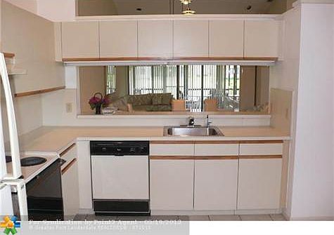2nd image of 7789 Lexington Club Blvd APT B