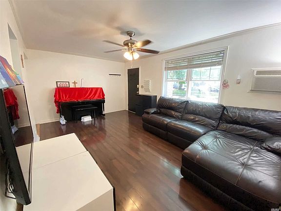 3rd image of 22302 65th Ave #A