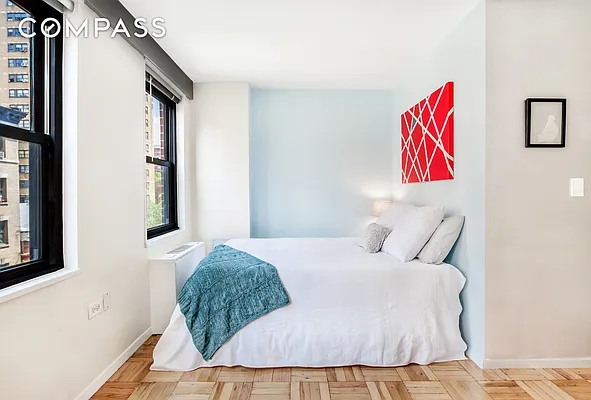 Sold by Compass | media 2