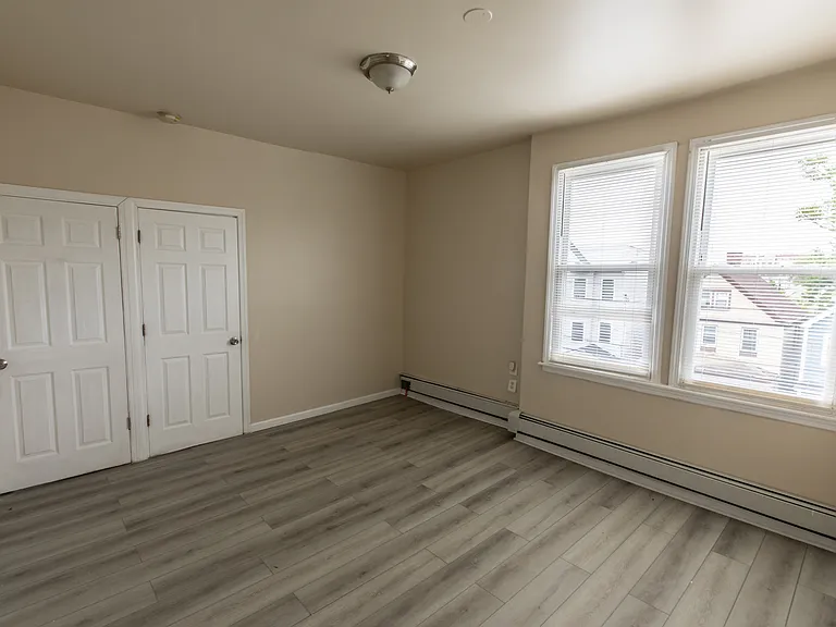 154 Taylor St — Photo 12