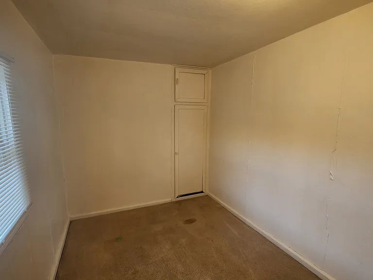 837 N Mesa Ave — Photo 7