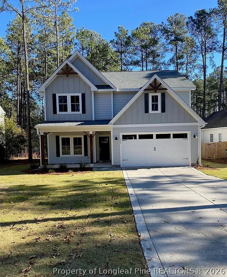 5 bed, 3.0 bath, 2444 sqft, $2,400 — Photo 1
