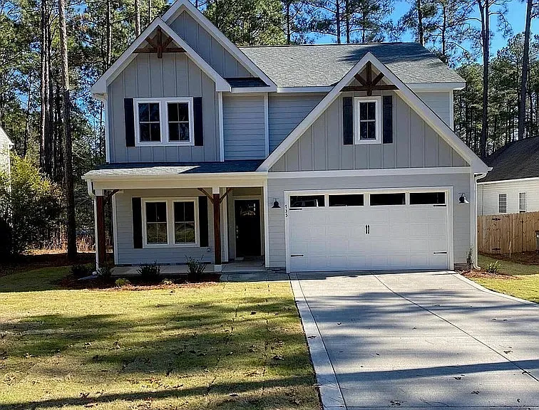 735 Blue Bird Dr — Photo 1