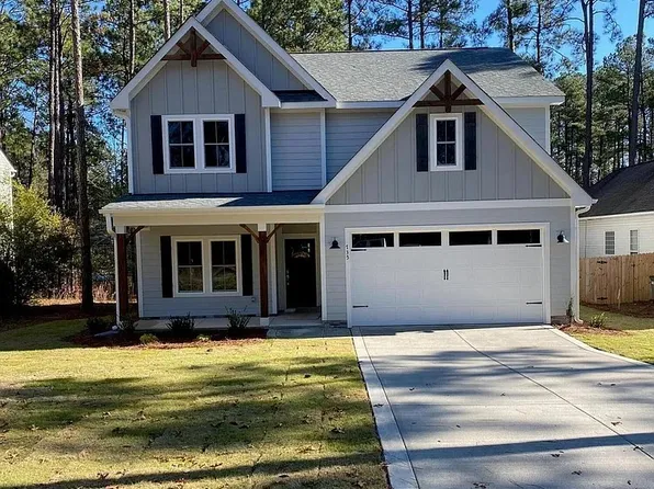 735 Blue Bird Dr, Vass, NC 28394