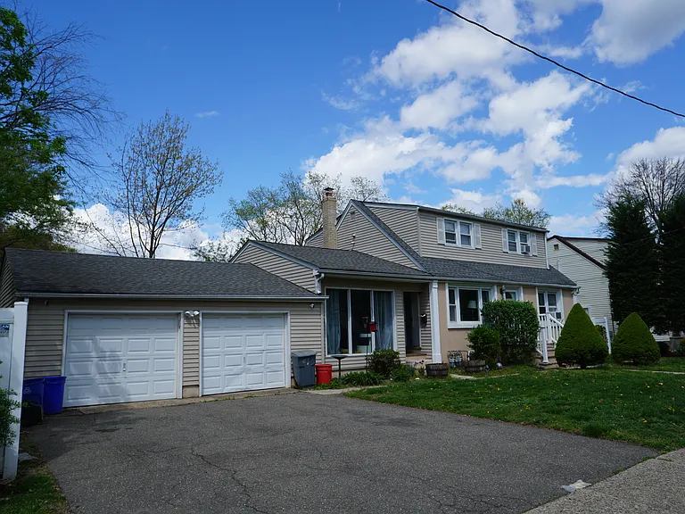 605 Briarcliff Ave #2 — Photo 8