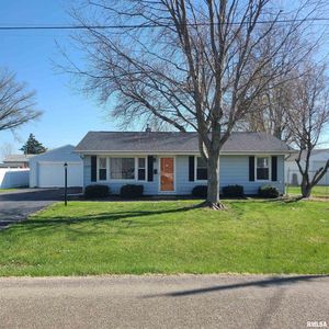 2080 McMasters Ave, Galesburg, IL, 61401