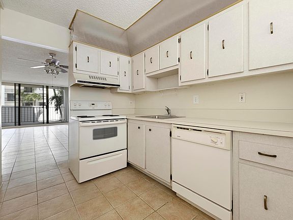 5th image of 3545 S Ocean Blvd APT 212