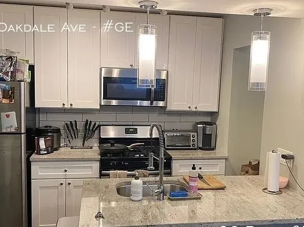 733 W Oakdale Ave #Ge, Chicago, IL 60657