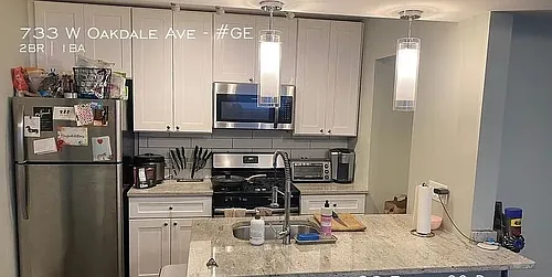 733 W Oakdale Ave #GE Photo 1