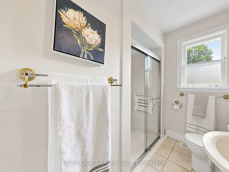 49 Bayview Pkwy — Photo 28