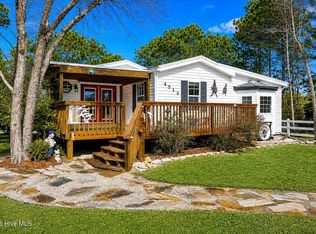 4516 Oak Crest Dr SE, Southport, NC 28461