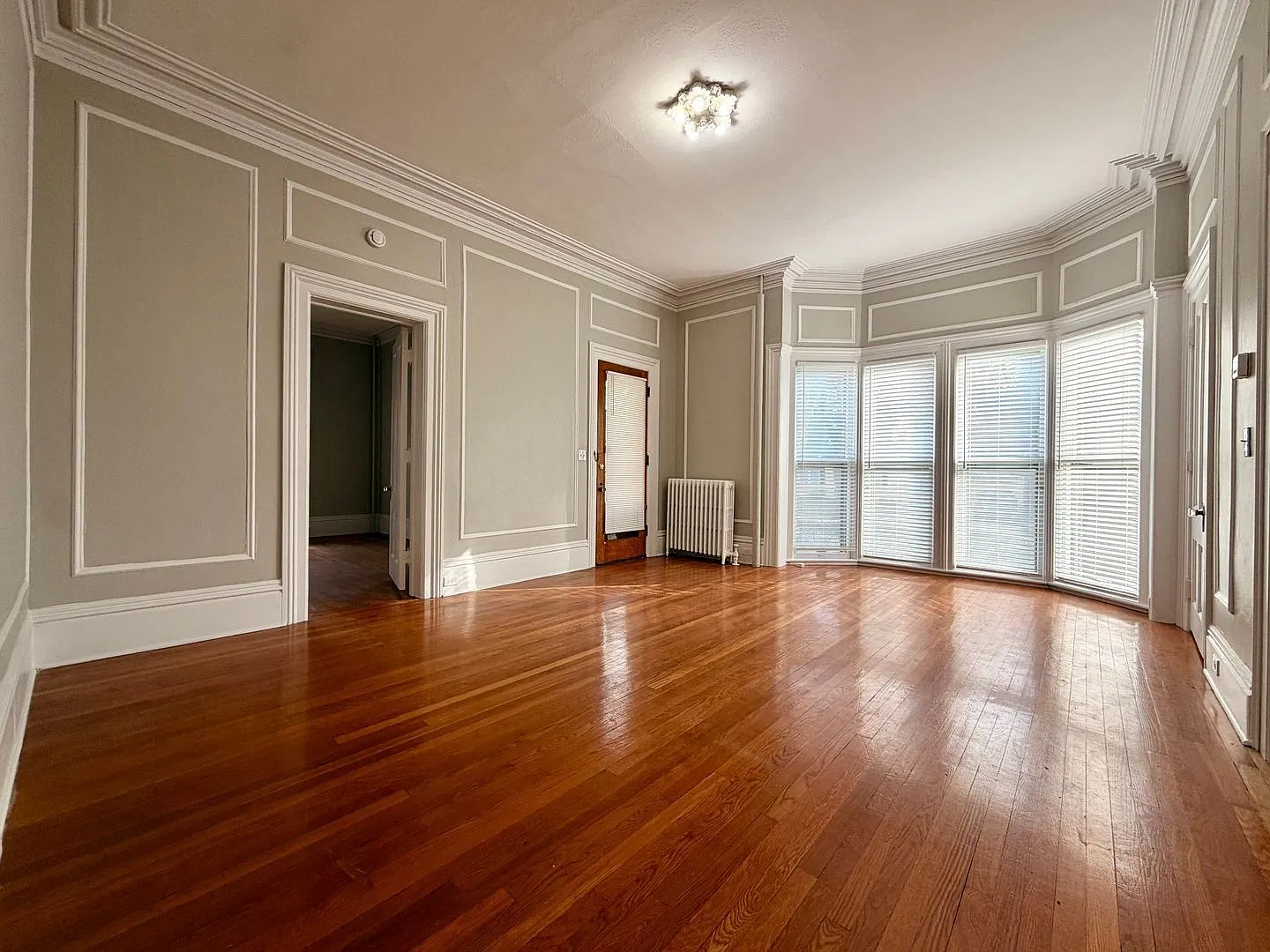 2 bed, 2.5 bath, 1800 sqft, $1,895 — Photo 3