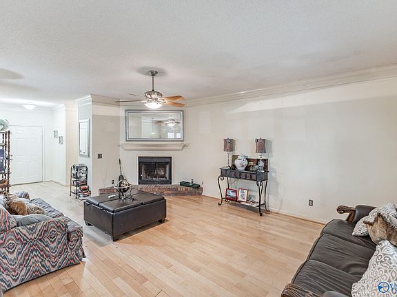 4th image of 719 Wynsom Dr SE