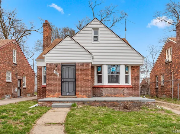 18246 Saint Marys St, Detroit, MI 48235