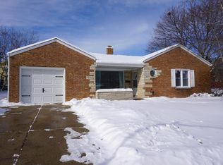 2377 S 69th St, West Allis, WI 53219