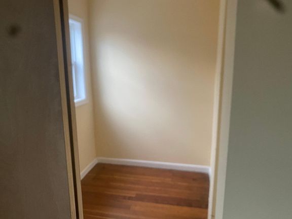 4th image of 19 Townsend St Floor 1