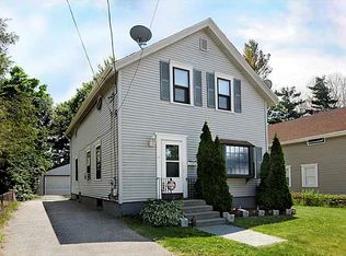 25 Hoppin Ave, Riverside, RI 02915