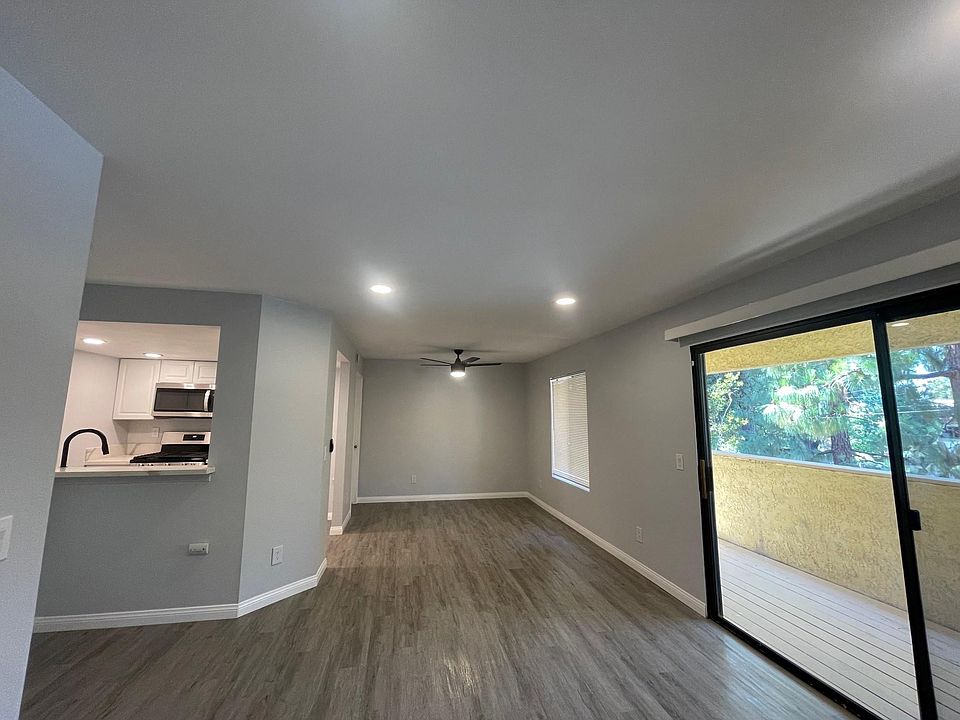 1st image of 1110 W Blaine St APT 203