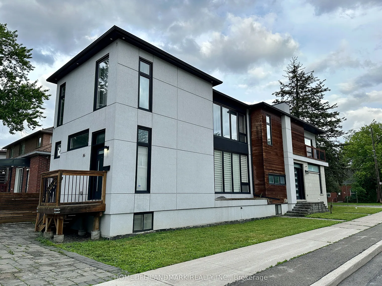 3 bed, $2,800 — Photo 1