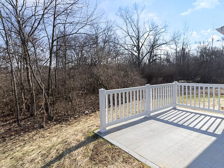 8 E Persimmon Dr — Photo 4