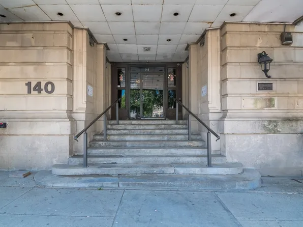 140 Chestnut St APT 818, Springfield, MA 01103