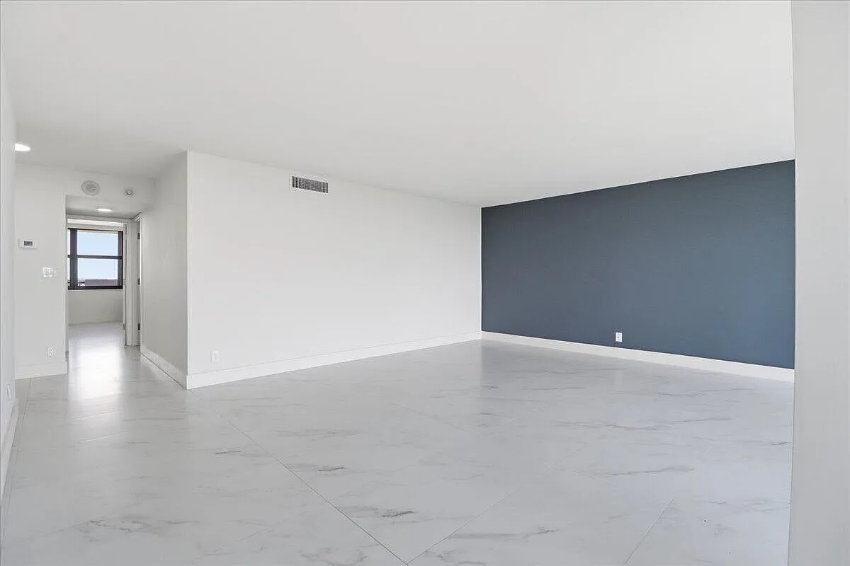 2 bed, 2.0 bath, 1500 sqft, $4,450 — Photo 4