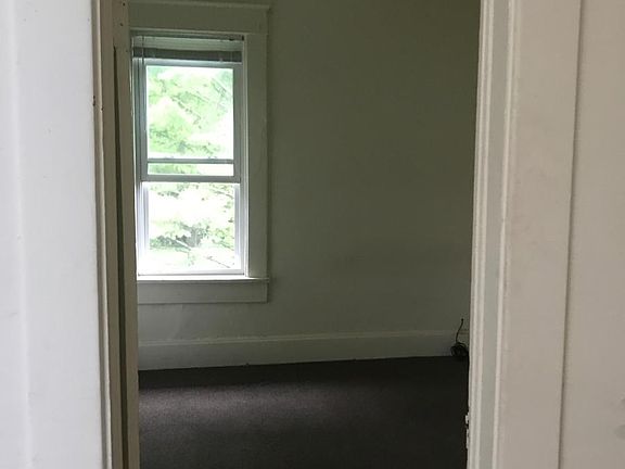 3rd image of 1521 Woodward Ave APT 5