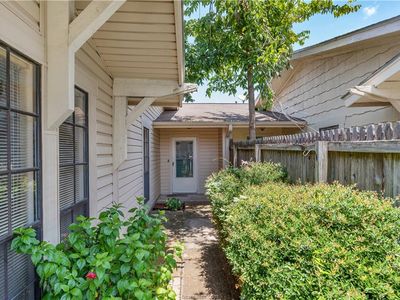 2525 Longmire Dr, College Station, TX, 77845