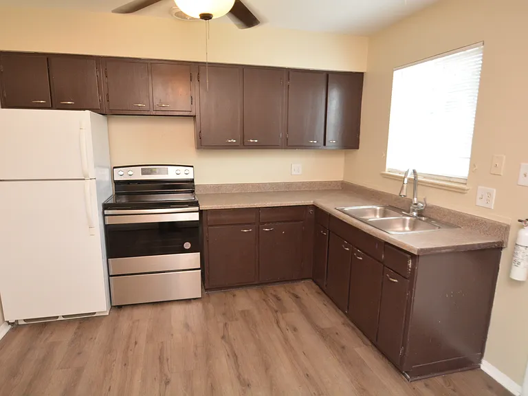 4514 Flower St #4514 — Photo 2