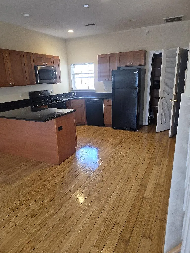 1845 North 18th Street - 2 — Photo 1
