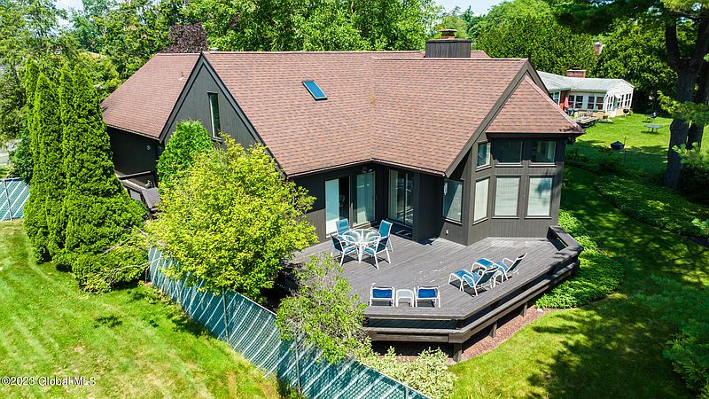 2nd image of 10 Roland Drive