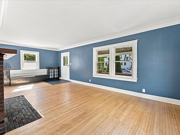 4th image of 5344 Lowell Ave