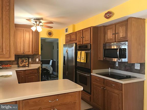 5th image of 3407 Pleasant Plains Dr