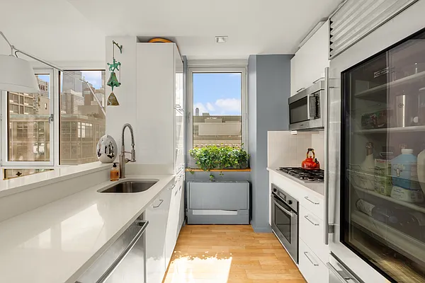 Sold by Corcoran | media 4