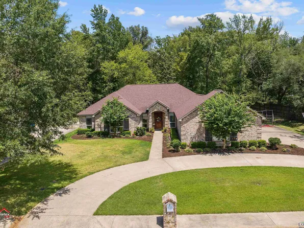 10 Woodhaven Dr, Henderson, TX 75652