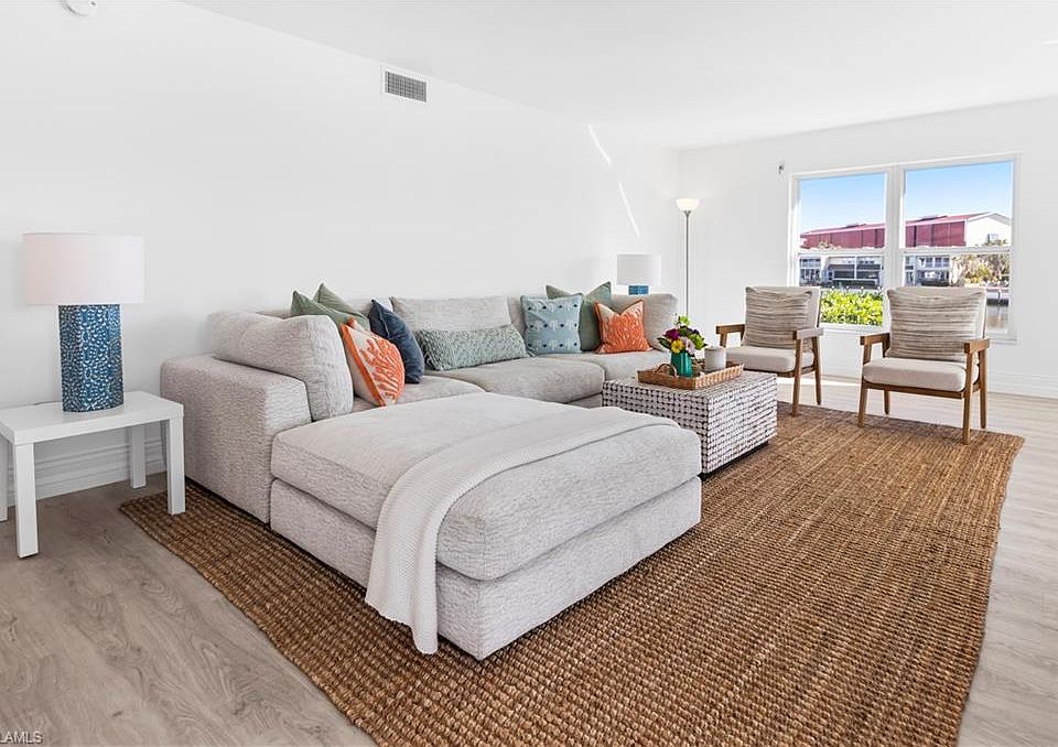 1st image of 1100 8th Ave S APT 230K