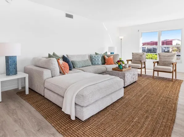 1100 8th Ave S APT 230K, Naples, FL 34102