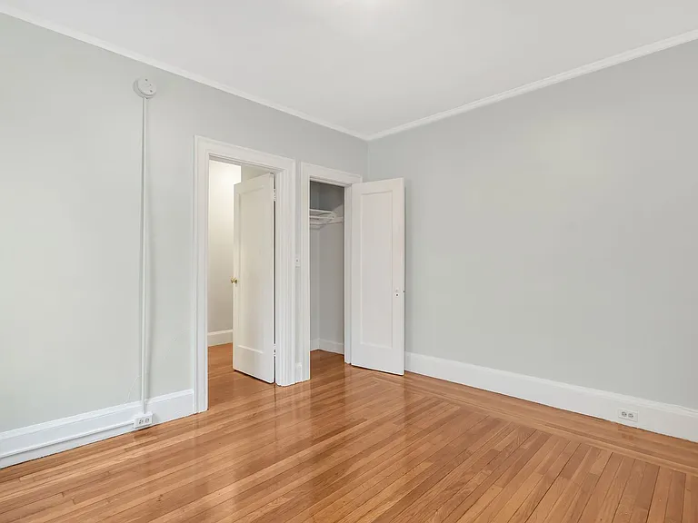 1447 Chapel Street — Photo 11
