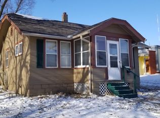 3928 N 70th Cir, Omaha, NE 68104