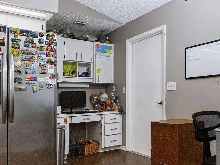 506 Mandy St — Photo 40