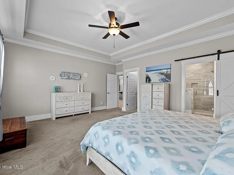 310 Lightning Bug Ln — Photo 45