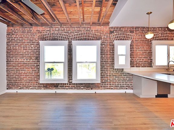 5th image of 800 Pacific Ave APT 401