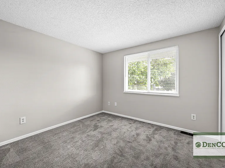 12616 E Kansas Pl — Photo 15