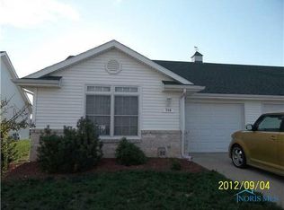 704 Heritage Dr #127, Sherwood, OH 43556