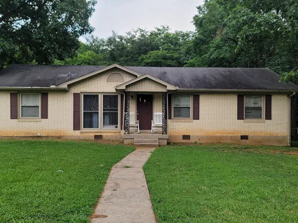 695 Douglas Ave, Lewisburg, TN 37091