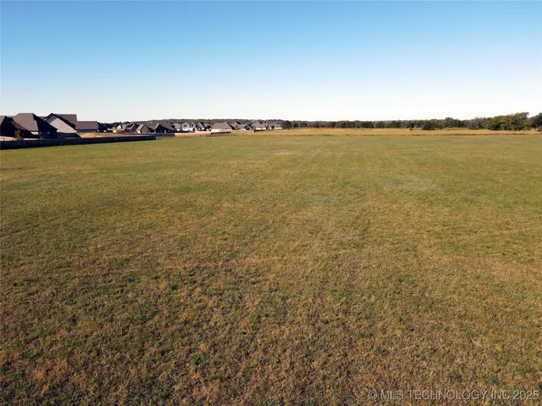 17670 S Yale Ave, Bixby, OK 74008