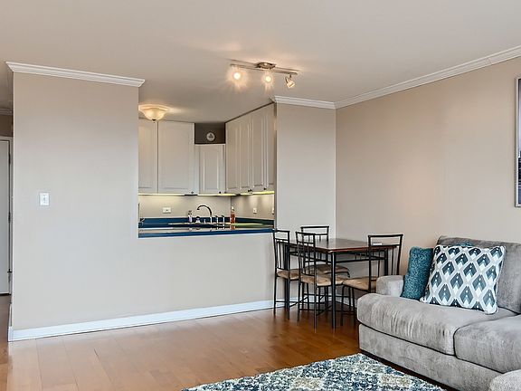 5th image of 3930 N Pine Grove Ave APT 2505
