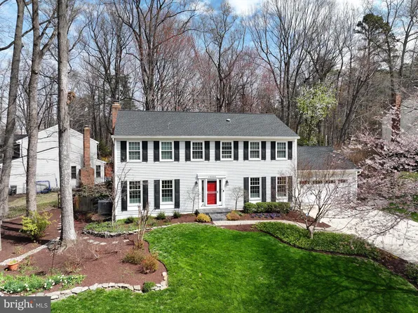 12033 Lake Newport Rd, Reston, VA 20194