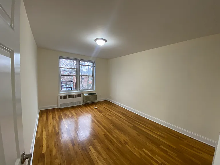 15005 Union Tpke #L6 — Photo 22