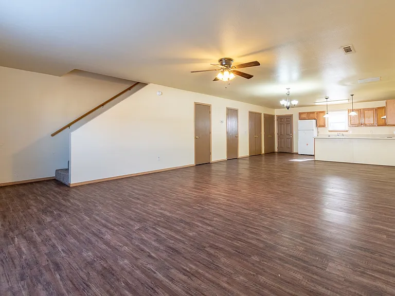 210 Meadow Ct #210 — Photo 6